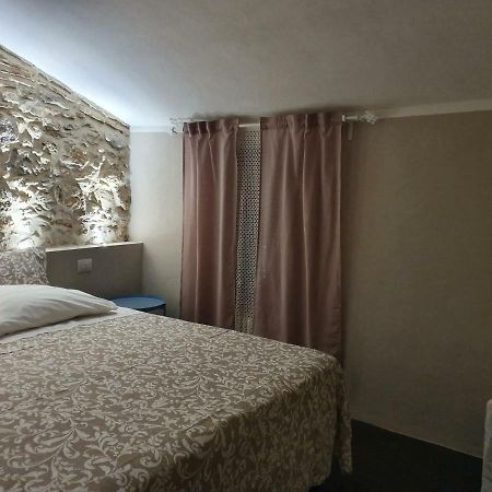 Bed and Breakfast Lo Scarabeo Casale di Pari Экстерьер фото