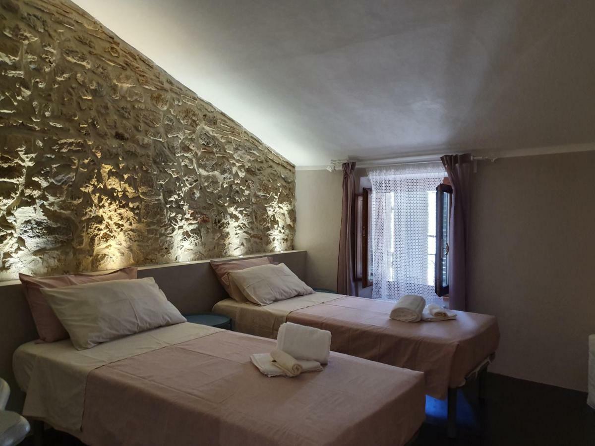 Bed and Breakfast Lo Scarabeo Casale di Pari Экстерьер фото